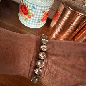 Elegant bracelet by Heet Swarowski crystals